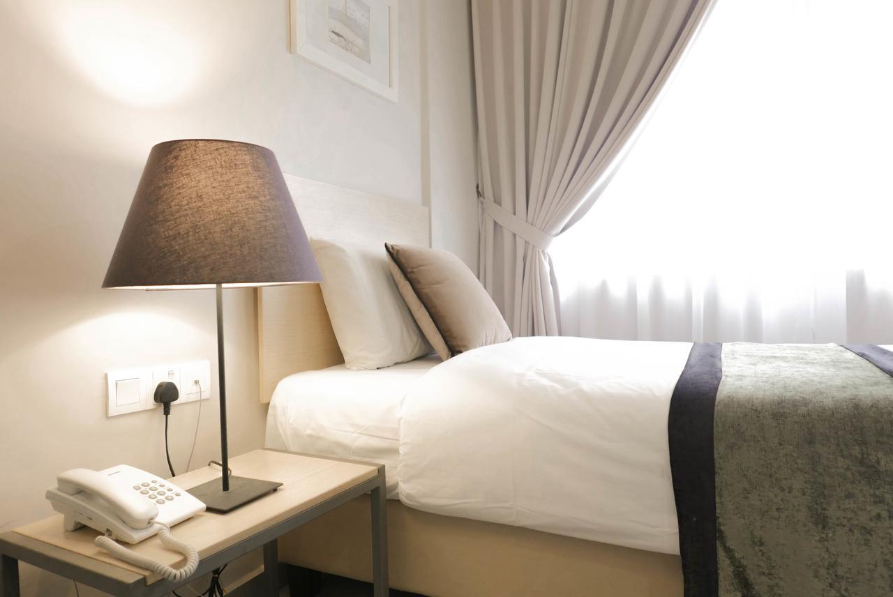 Country Inn Kulai Exterior photo